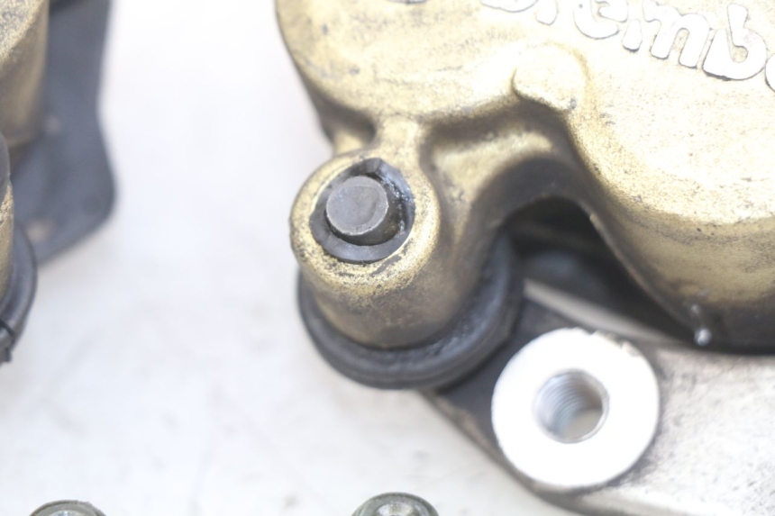 photo de VORDERER BREMSSATTEL GILERA GP 800 (2007 - 2013) - Geprüftes Gebrauchtteil