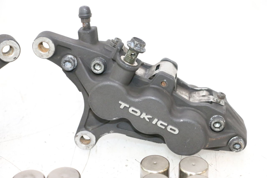 photo de BREMSZANGE VORNE SUZUKI GSF N BANDIT 1200 (2001 - 2005) - Fokus auf die Struktur