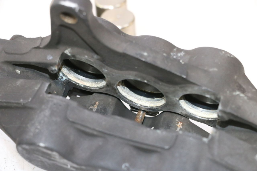 photo de BREMSZANGE VORNE SUZUKI GSF N BANDIT 1200 (2001 - 2005) - Oberflächenzustand und Material