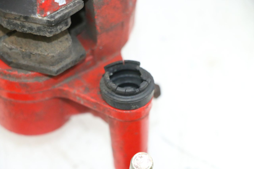 photo de BREMSZANGE VORNE JM MOTORS GTS 125 (2015 - 2019) - Zoom auf Gebrauchszustand