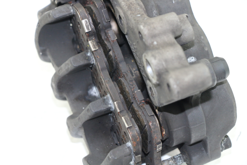 photo de BREMSZANGE VORNE HONDA SH 300 (2011) - Details der Befestigungspunkte