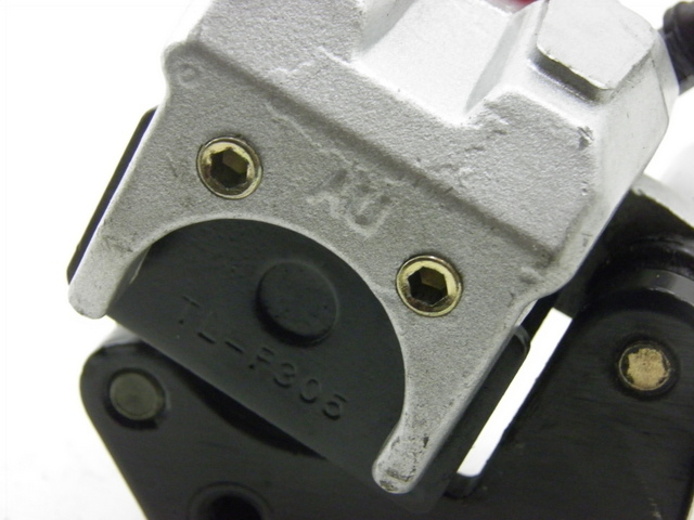 photo de BREMSZANGE VORNE JM MOTOR JULIA 50 (2010 - 2014) - Zoom auf Gebrauchszustand