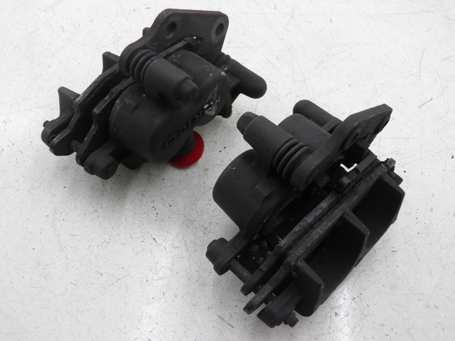 photo de BREMSZANGE VORNE KAWASAKI ER-6 ER6 N 650 (2005 - 2009) - Details der Befestigungspunkte