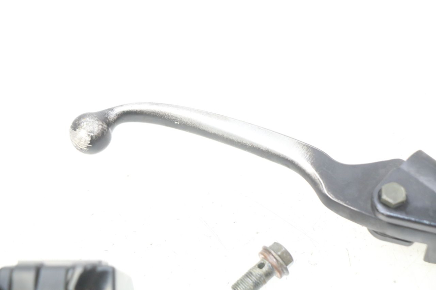 photo de VORDERER BREMSSATTEL PEUGEOT KISBEE 4T 50 (2010 - 2017) - Detailansicht des Bauteils