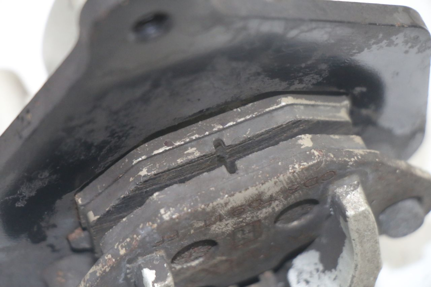 photo de VORDERER BREMSSATTEL KYMCO PEOPLE S 125 (2000 - 2008) - Oberflächenzustand und Material