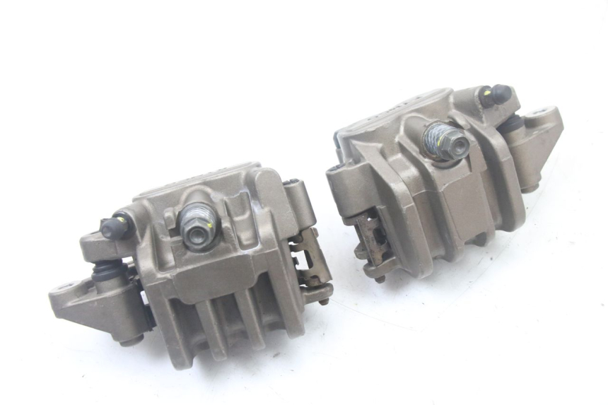 photo de BREMSZANGE VORNE KYMCO XCITING 500 (2007 - 2010) - Zoom auf Gebrauchszustand