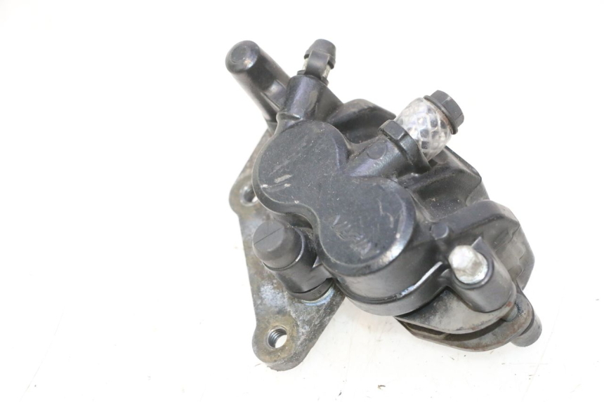 photo de VORDERER BREMSSATTEL PIAGGIO LIBERTY IGET 4T 50 (2015 - 2020) - Details der Befestigungspunkte