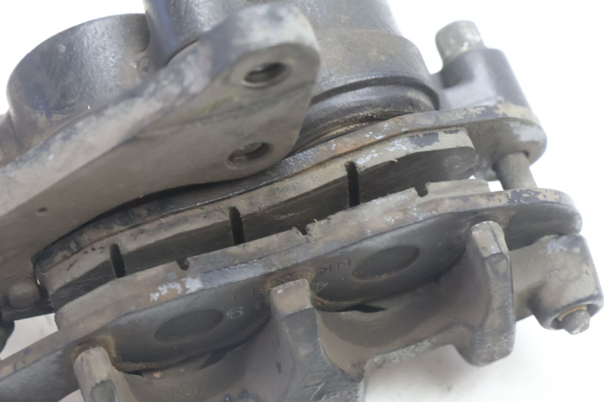 photo de BREMSZANGE VORNE PIAGGIO LIBERTY IGET 4T 50 (2021 - 2025) - Details der Befestigungspunkte