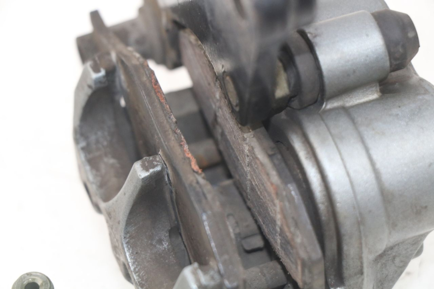 photo de BREMSZANGE VORNE KYMCO LIKE 2T 50 (2009 - 2018) - Detailansicht des Bauteils