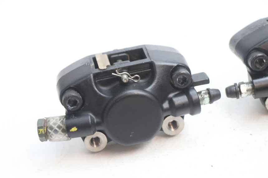 photo de VORDERER BREMSSATTEL PIAGGIO MP3 LT 400 (2007 - 2012) - Detailansicht des Bauteils