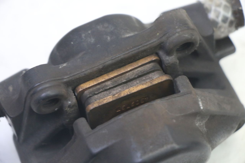 photo de BREMSZANGE VORNE PIAGGIO MP3 RL 250 (2006 - 2010) - Details der Befestigungspunkte