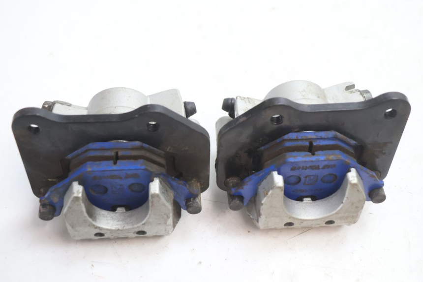 photo de BREMSZANGE VORNE KYMCO MXU R 250 (2004 - 2010) - Details der Befestigungspunkte