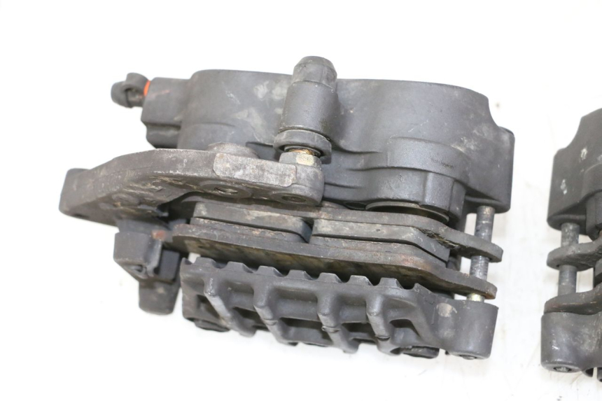 photo de BREMSZANGE VORNE HONDA NTV DEAUVILLE 650 (2001 - 2006) - Detailansicht des Bauteils