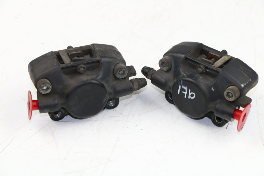 photo de BREMSZANGE VORNE PIAGGIO MP3 125 (2006 - 2014) - Oberflächenzustand und Material