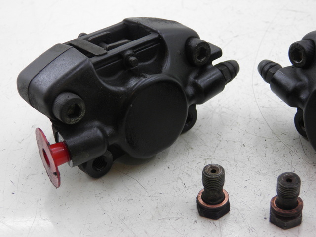 photo de BREMSZANGE VORNE PIAGGIO MP3 RL 125 (2006 - 2014) - Gesamtansicht des Produkts