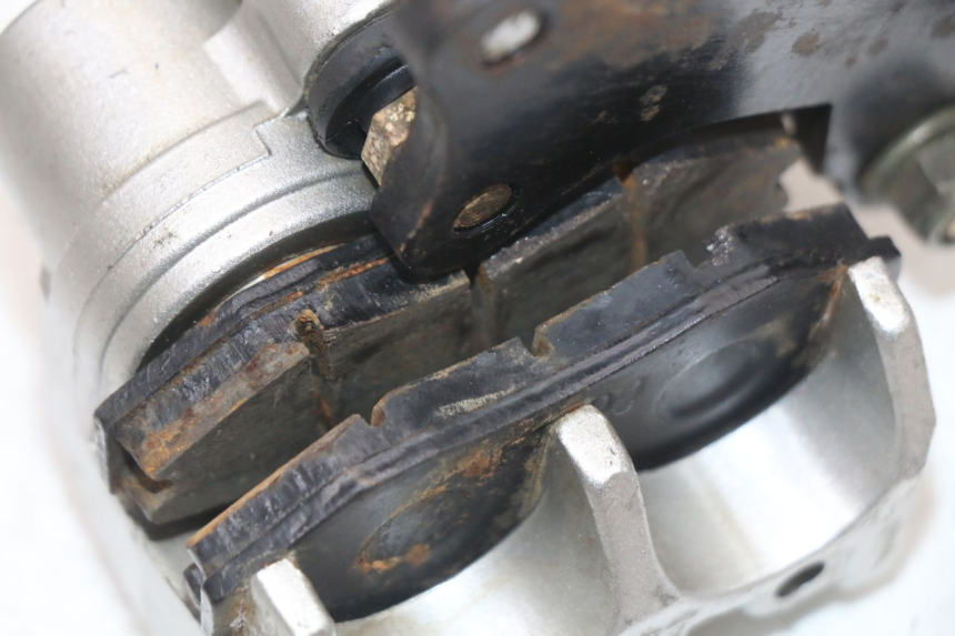 photo de BREMSZANGE VORNE REGAL RAPTOR RAXTER 2 125 (2007 - 2015) - Geprüftes Gebrauchtteil