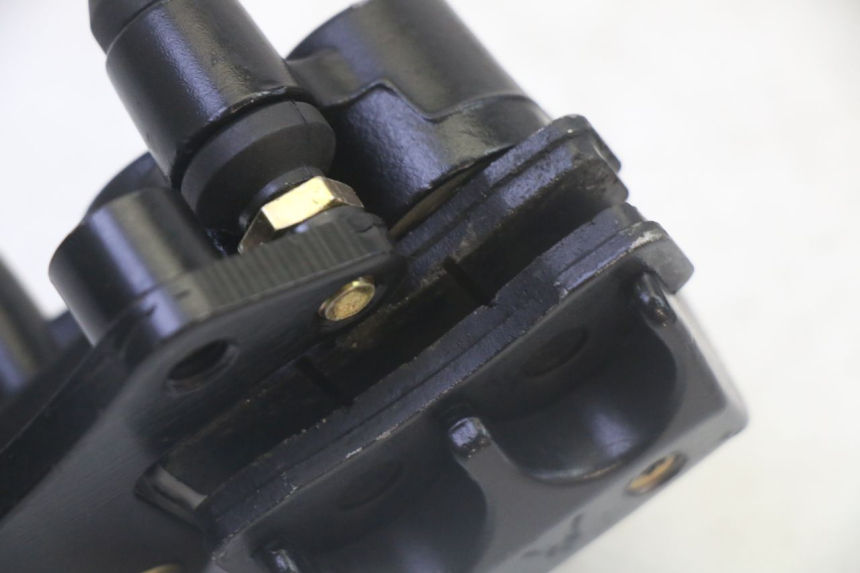 photo de VORDERER BREMSSATTEL APOLLO RFZ 125 - Oberflächenzustand und Material