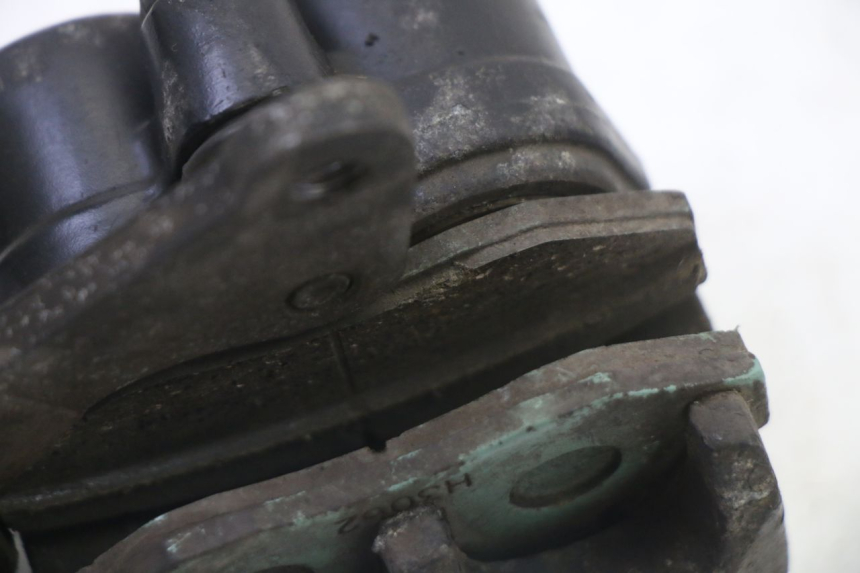 photo de VORDERBREMSSATTEL GILERA RUNNER SL 50 (2006 - 2009) - Details der Befestigungspunkte