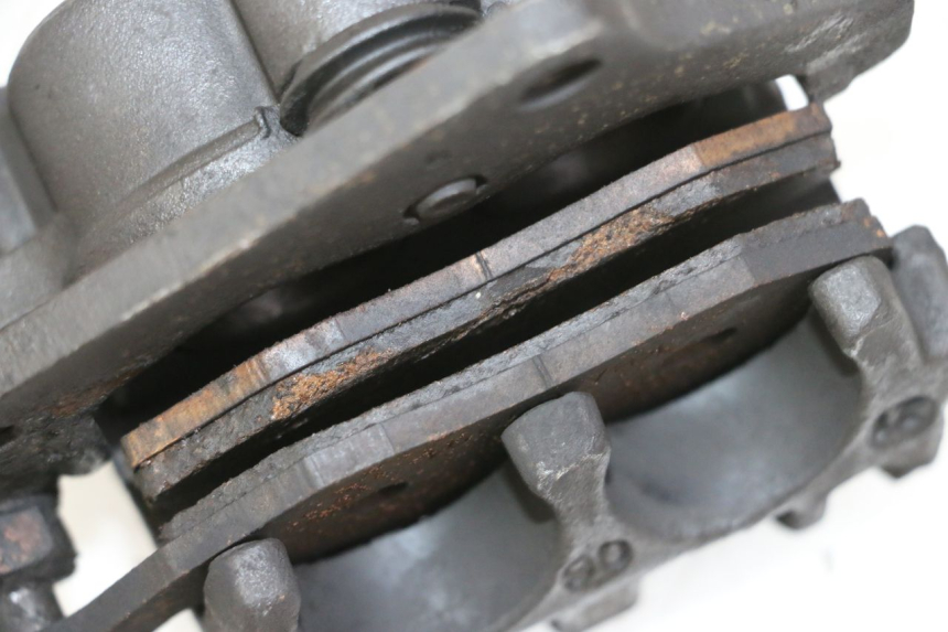 photo de VORDERER BREMSSATTEL PEUGEOT SATELIS 125 (2006 - 2009) - Zoom auf Gebrauchszustand