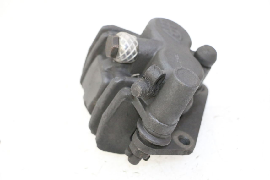 photo de VORDERER BREMSSATTEL PEUGEOT SATELIS 125 (2006 - 2009) - Details der Befestigungspunkte