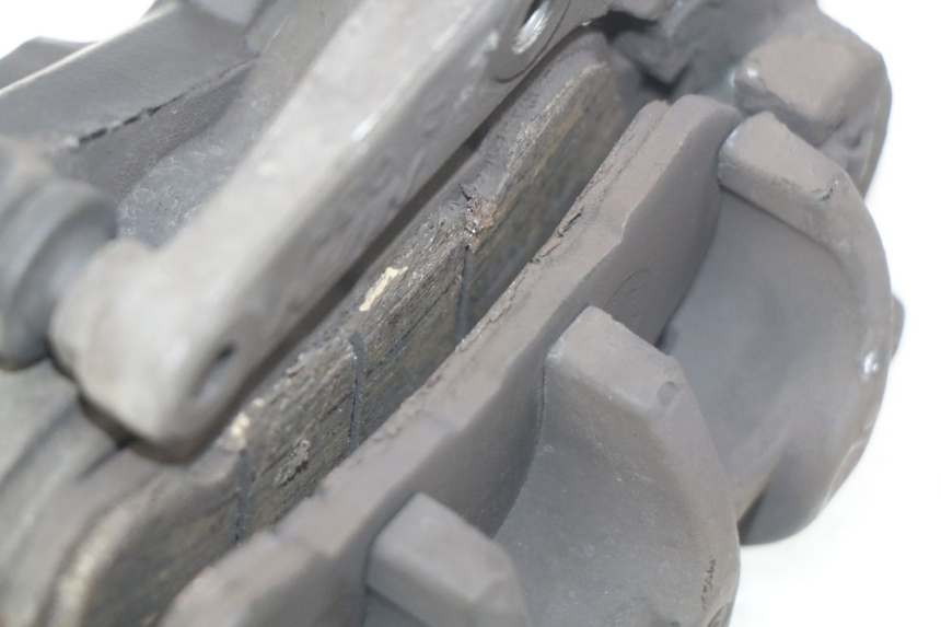 photo de VORDERER BREMSSATTEL SUZUKI SIXTEEN 125 (2008 - 2010) - Alternative Perspektive