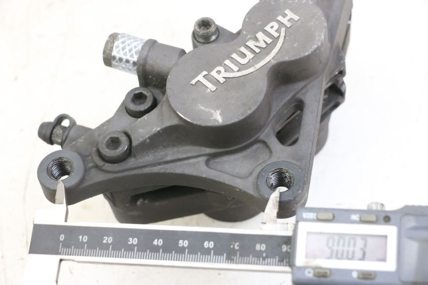 photo de VORDERER BREMSSATTEL TRIUMPH SPRINT ST 955 (1999 - 2001) - Detailansicht des Bauteils