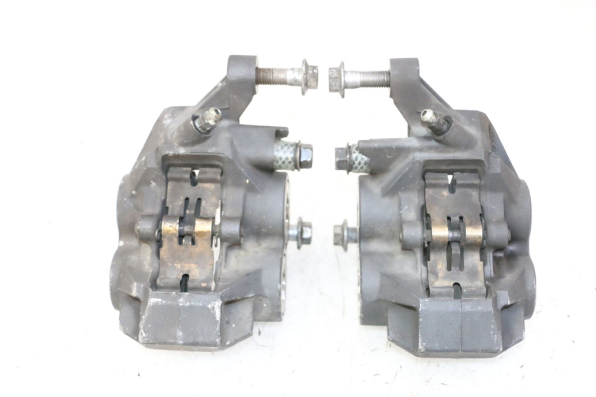 photo de VORDERER BREMSSATTEL YAMAHA TDM ABS 900 (2002 - 2014) - Weitere Ansicht des Artikels