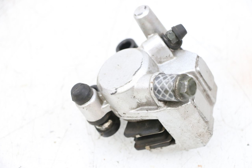 photo de BREMSZANGE VORNE NECO TEMPO 4T 50 (2022 - 2026) - Details der Befestigungspunkte