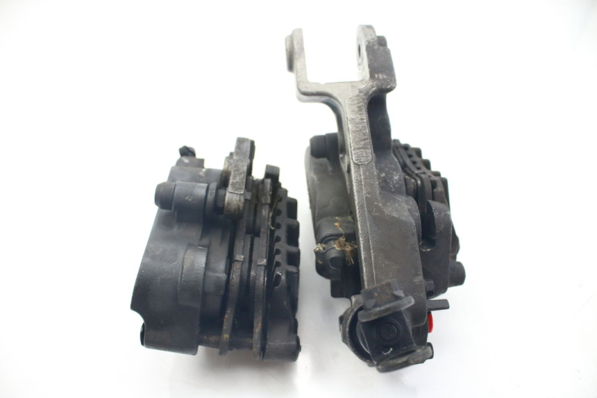 photo de BREMSZANGE VORNE HONDA VFR FI RC46 800 (1998 - 2001) - Detailansicht des Bauteils