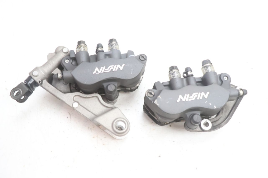 photo de BREMSZANGE VORNE HONDA VFR FI RC46 800 (1998 - 2001) - Hauptansicht