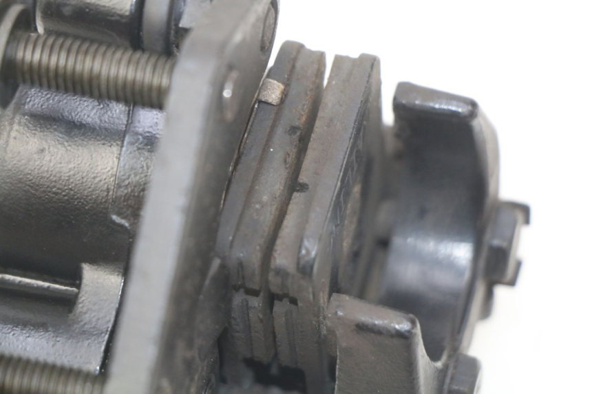 photo de VORDERER BREMSSATTEL PEUGEOT VIVACITY NEW 2T 50 (2008 - 2017) - Zoom auf Gebrauchszustand