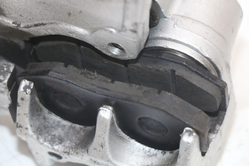 photo de BREMSZANGE VORNE JM MOTORS VX 125 (2022 - 2025) - Oberflächenzustand und Material