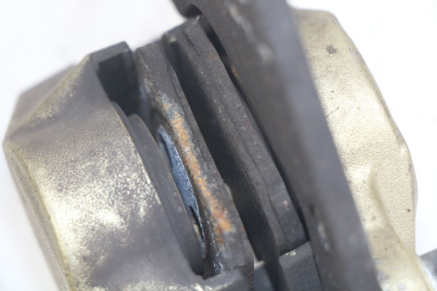 photo de VORDERER BREMSSATTEL PIAGGIO X9 EVOLUTION 125 (2003 - 2007) - Zoom auf Gebrauchszustand