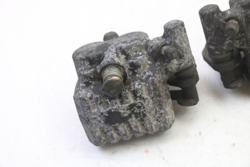 photo de VORDERER BREMSSATTEL PIAGGIO X9 EVOLUTION 125 (2003 - 2007) - Technische Nahaufnahme