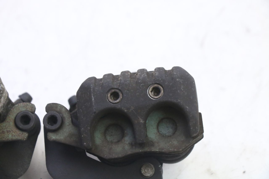 photo de VORDERER BREMSSATTEL PIAGGIO X9 EVOLUTION 125 (2003 - 2007) - Geprüftes Gebrauchtteil