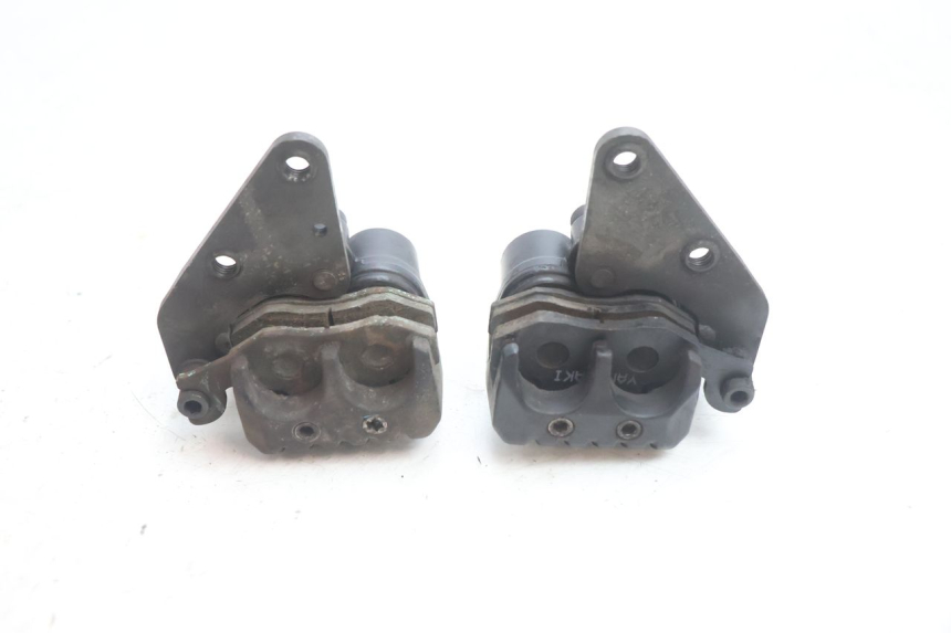 photo de VORDERER BREMSSATTEL PIAGGIO X9 EVOLUTION 125 (2003 - 2007) - Geprüftes Gebrauchtteil