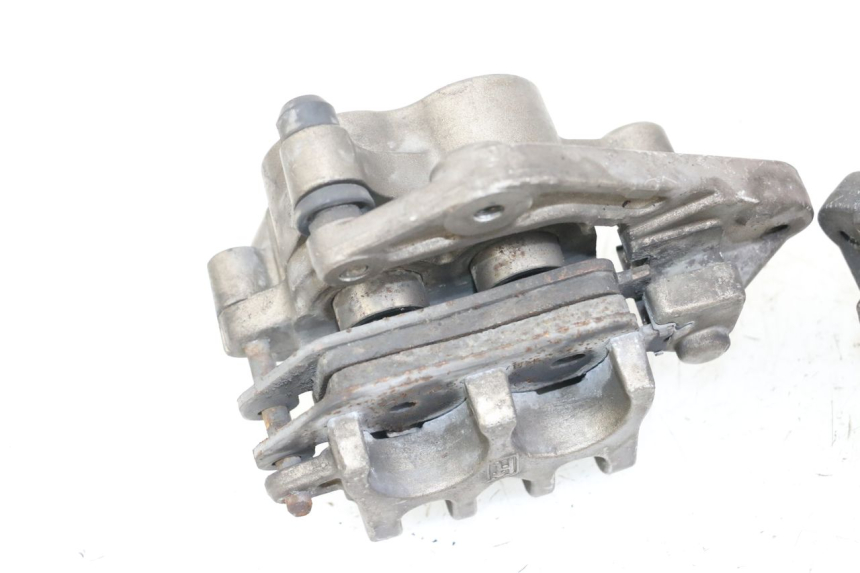 photo de BREMSZANGE VORNE KYMCO XCITING 250 (2006 - 2009) - Zoom auf Gebrauchszustand