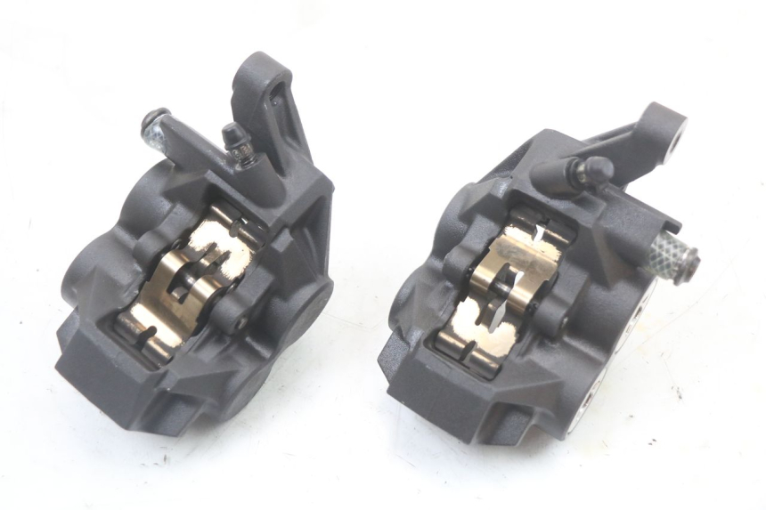 photo de BREMSZANGE VORNE YAMAHA FZ1 FAZER 1000 (2007 - 2009) - Technische Nahaufnahme