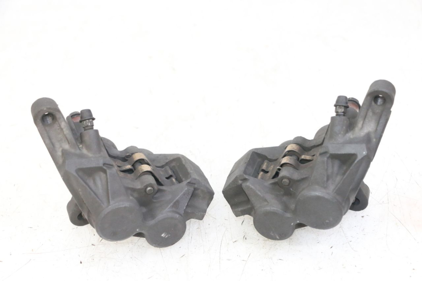 photo de VORDERER BREMSSATTEL YAMAHA FZS FAZER 600 (2001 - 2003) - Gesamtansicht des Produkts