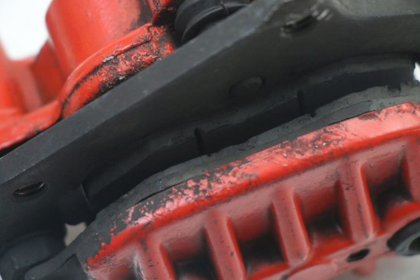 photo de BREMSZANGE VORNE YAMAHA TZR 50 (2008 - 2016) - Details der Befestigungspunkte