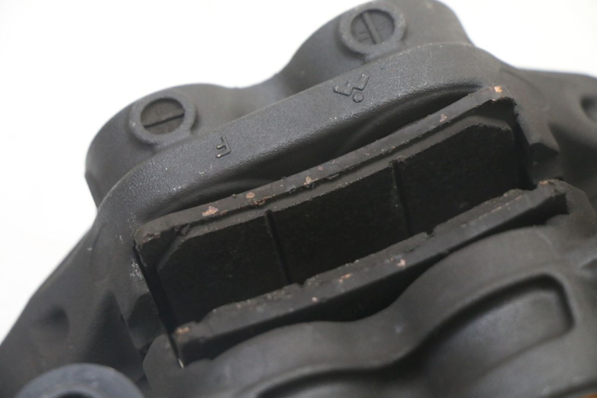 photo de BREMSZANGE VORNE YAMAHA YP T-MAX TMAX 530 (2017 - 2020) - Oberflächenzustand und Material