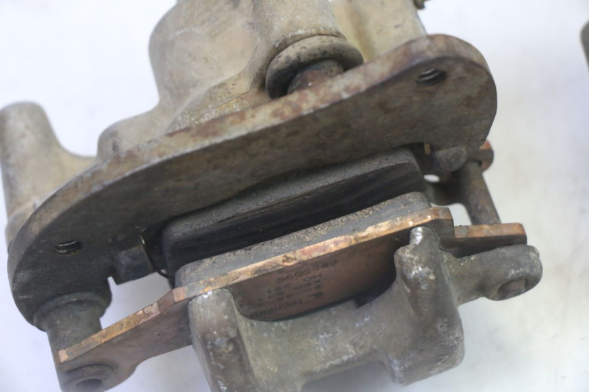 photo de BREMSZANGE VORNE YAMAHA YFM GRIZZLY 550 (2008 - 2015) - Oberflächenzustand und Material