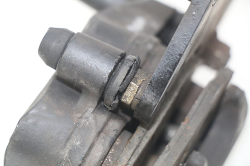 photo de VORDERER BREMSSATTEL YAMASAKI YM T 125 (2015 - 2020) - Zoom auf Gebrauchszustand