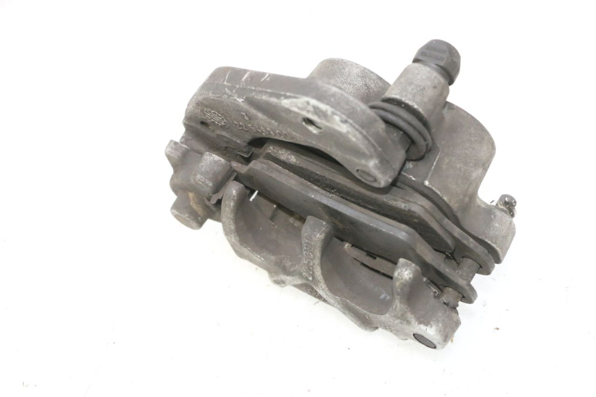 photo de VORDERER BREMSSATTEL YAMAHA YP MAJESTY 125 (1998 - 2001) - Zoom auf Gebrauchszustand