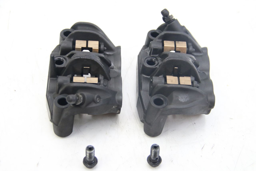 photo de VORDERER BREMSSATTEL KAWASAKI Z ABS 1000 (2014 - 2020) - Detailansicht des Bauteils