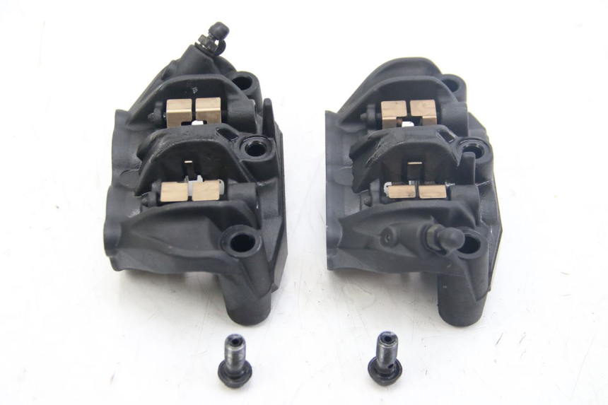 photo de VORDERER BREMSSATTEL KAWASAKI Z ABS 1000 (2014 - 2020) - Zoom auf Gebrauchszustand