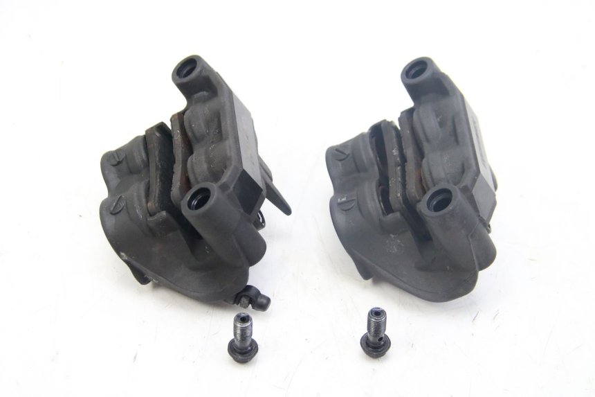 photo de VORDERER BREMSSATTEL KAWASAKI Z ABS 1000 (2014 - 2020) - Details der Befestigungspunkte