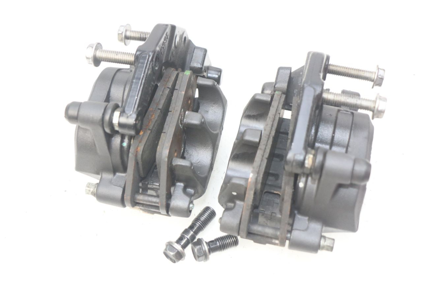 photo de VORDERER BREMSSATTEL KAWASAKI Z 650 (2016 - 2019) - Zoom auf Gebrauchszustand