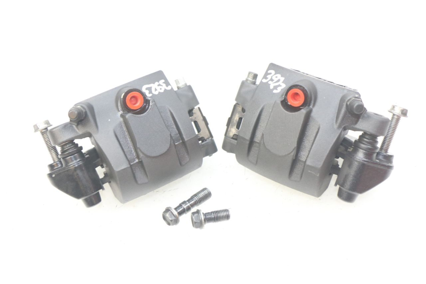 photo de VORDERER BREMSSATTEL KAWASAKI Z 650 (2016 - 2019) - Details der Befestigungspunkte