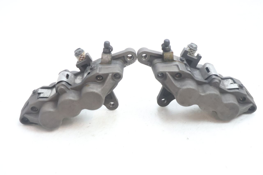 photo de BREMSZANGE VORNE KAWASAKI ZX-6R ZX6R 600 (2000 - 2002) - Oberflächenzustand und Material